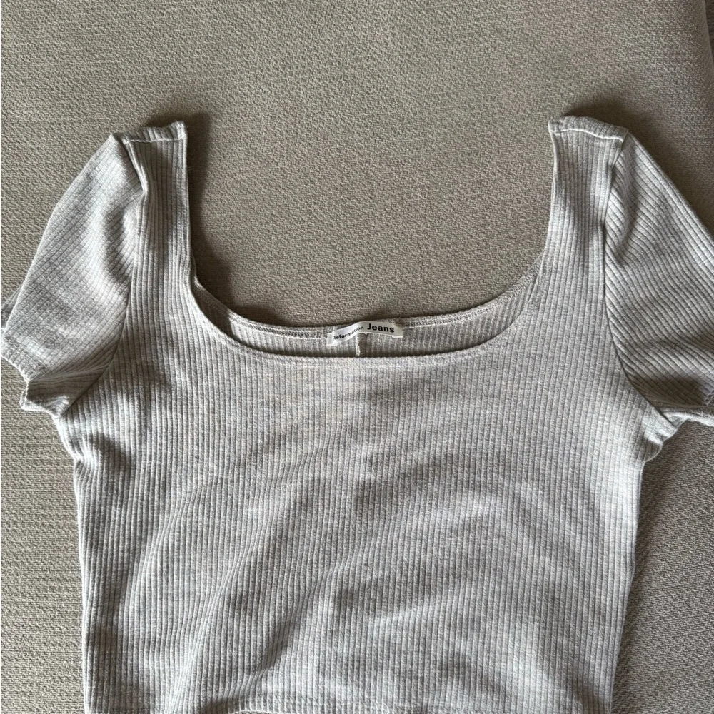 Reformation Light Gray Ribbed Crop Top Y2K